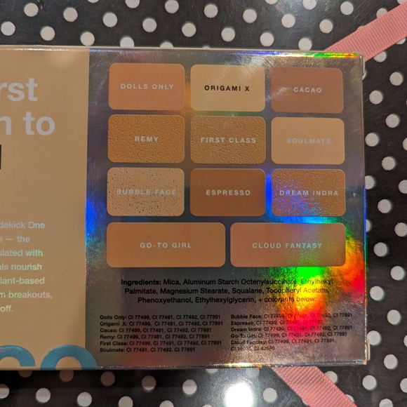 Face Palette + Brush - Picture 2 of 3